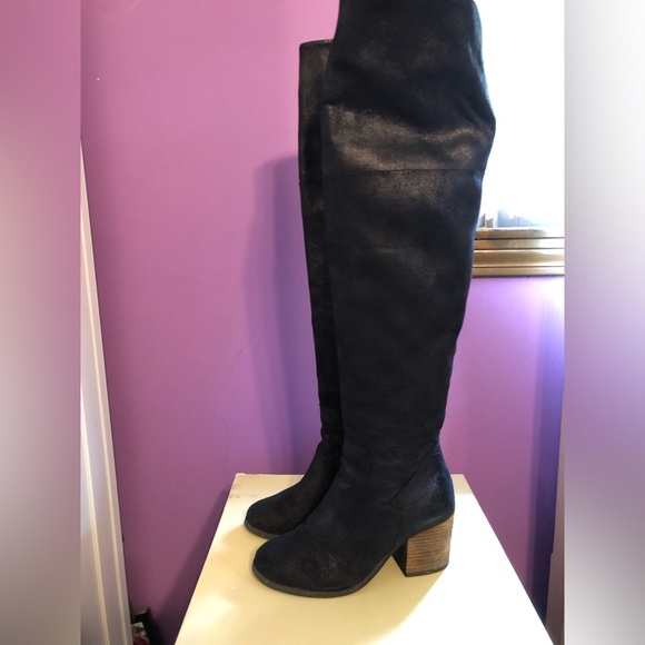 Hinge Canton Over the knee boot. Size 7. Color Black - Picture 7 of 12